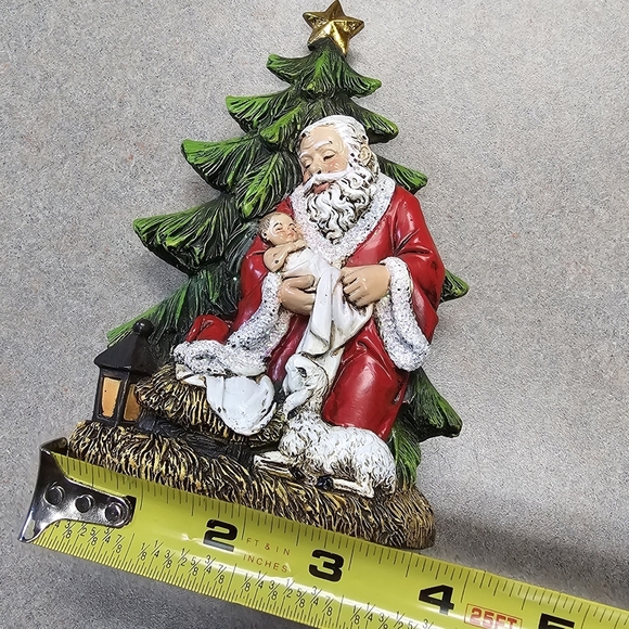 Kneeling Santa with Baby Jesus Ceramic Figure Christmas Nativity - Picture 8 of 8